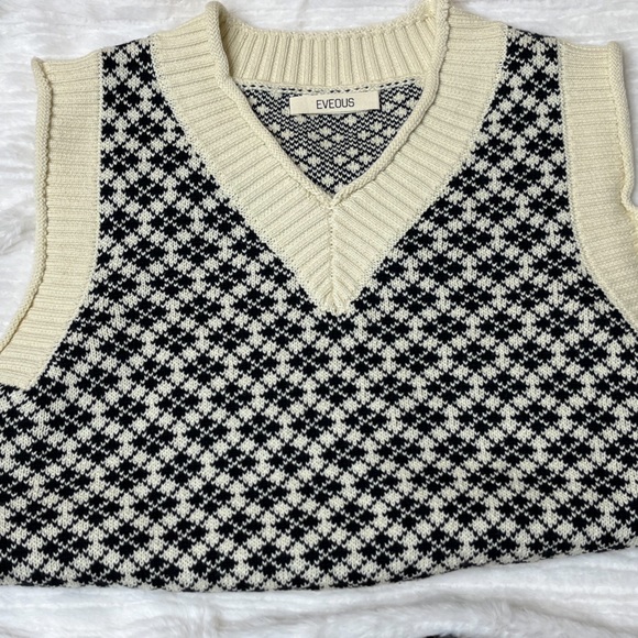 Houndstooth vest - Picture 4 of 4